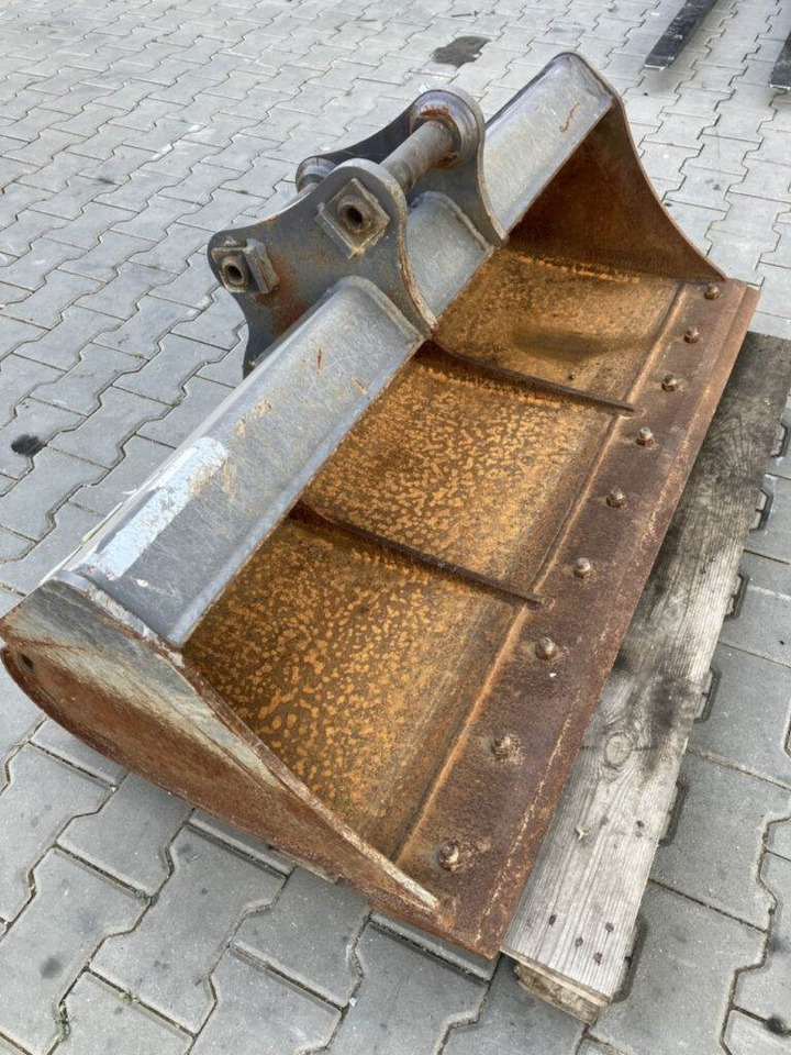 Volvo Böschungslöffel starr - Kotrórakodó: 1 kép. Volvo Böschungslöffel starr - Kotrórakodó: 1 kép.