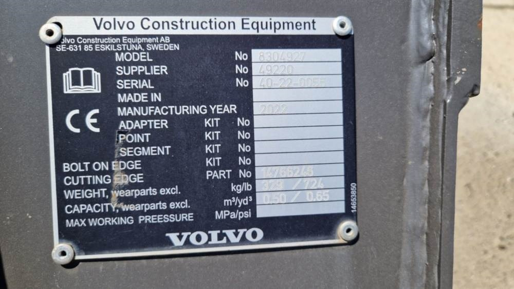 Volvo Tieflöffel mit Messer - Kotrórakodó: 5 kép. Volvo Tieflöffel mit Messer - Kotrórakodó: 5 kép.