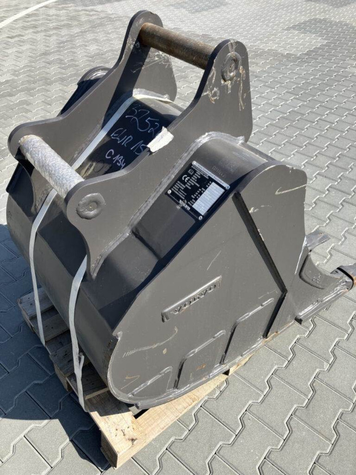 Volvo Tieflöffel mit Zähnen - S60/S60FPL - Kotrórakodó: 2 kép. Volvo Tieflöffel mit Zähnen - S60/S60FPL - Kotrórakodó: 2 kép.