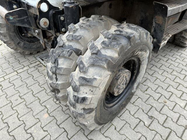 CAT M318D Mobilbagger *9.235 h *Schnellw. *Greifer - Gumikerekes kotró: 4 kép. CAT M318D Mobilbagger *9.235 h *Schnellw. *Greifer - Gumikerekes kotró: 4 kép.