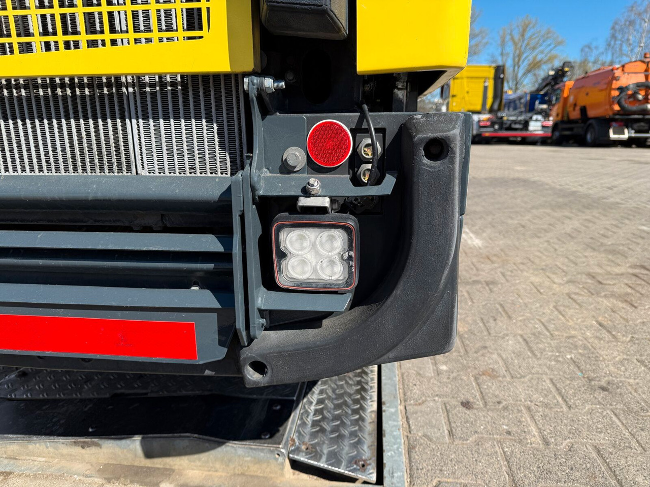 Utcaseprő gép Johnston C202 Kleinkehrmaschine 2 M³ - 6.000 h: 19 kép.
