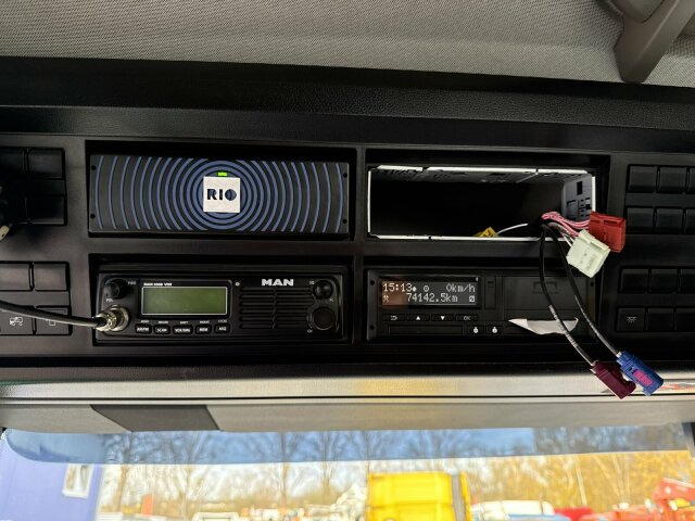 MAN 28.480 6x4 Abrollkipper Meiller Tectrum RS21.65 - Horgos rakodó teherautó: 5 kép. MAN 28.480 6x4 Abrollkipper Meiller Tectrum RS21.65 - Horgos rakodó teherautó: 5 kép.