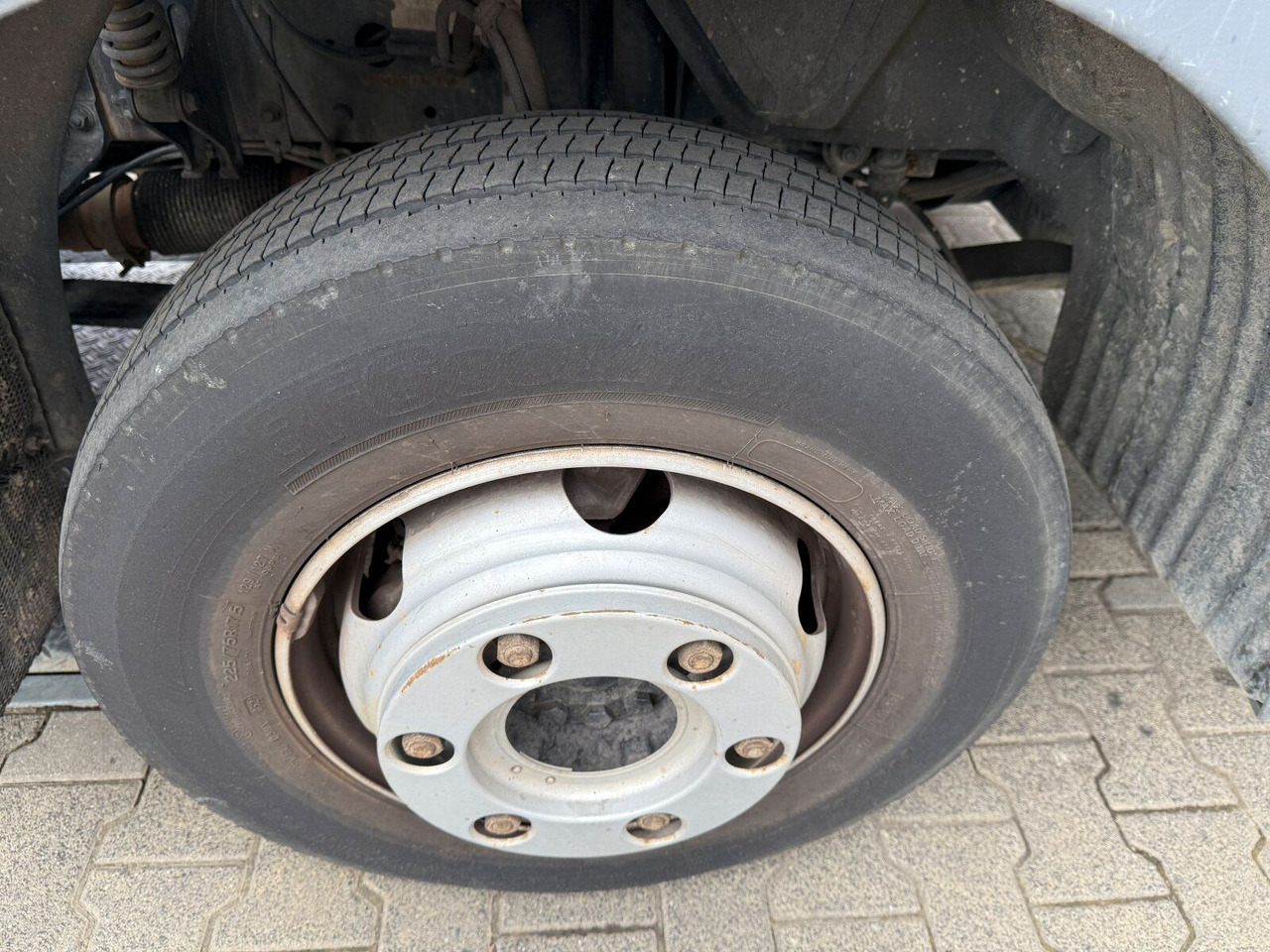 Billenőplatós kisteherautó MAN TGL 8.220 4x2 Kipper Kran Palfinger 7.001-K A: 27 kép.