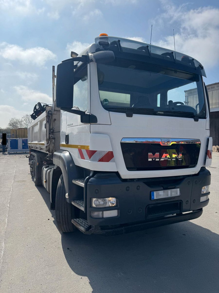 MAN TGS 26.400 6x2*4 Kipper Bordm. Kran ATLAS 172.3E - Darus autó: 1 kép. MAN TGS 26.400 6x2*4 Kipper Bordm. Kran ATLAS 172.3E - Darus autó: 1 kép.