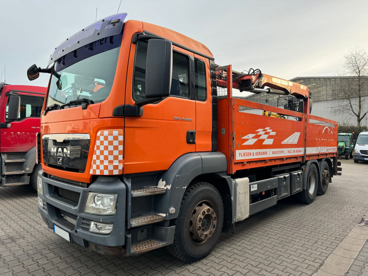 MAN TGS 26.400 6x2 Pritsche Kran Palfinger PK 18001L - Platós teherautó, Darus autó: 2 kép. MAN TGS 26.400 6x2 Pritsche Kran Palfinger PK 18001L - Platós teherautó, Darus autó: 2 kép.