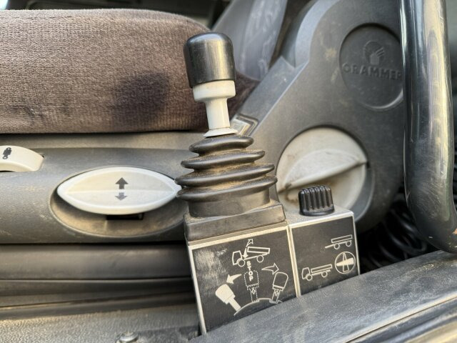 MAN TGS 26.400 6x6 MEILLER Kipper Schmitz EURO 5 - Billenőplatós teherautó: 2 kép. MAN TGS 26.400 6x6 MEILLER Kipper Schmitz EURO 5 - Billenőplatós teherautó: 2 kép.