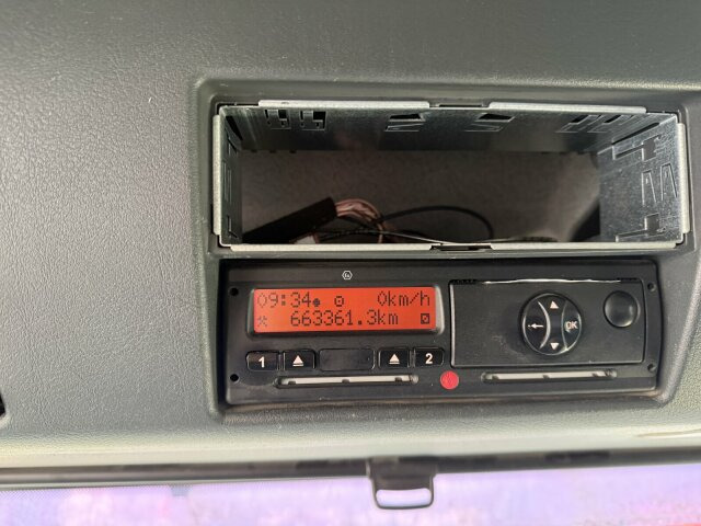 MAN TGS 26.400 6x6 MEILLER Kipper Schmitz EURO 5 - Billenőplatós teherautó: 4 kép. MAN TGS 26.400 6x6 MEILLER Kipper Schmitz EURO 5 - Billenőplatós teherautó: 4 kép.