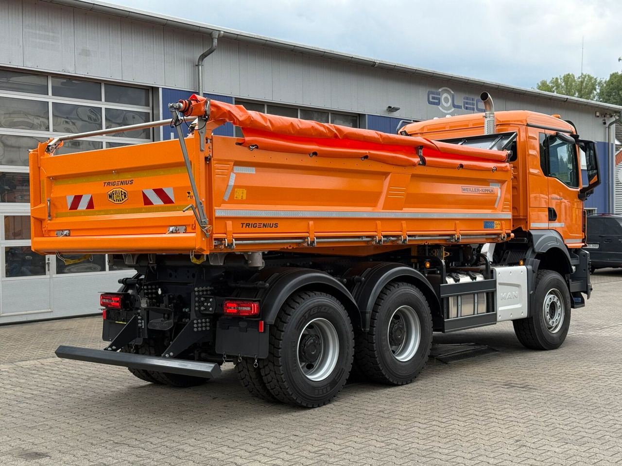 MAN TGS 33.440 6x4 Kipper MEILLER Bordmatik Frontpl. - Billenőplatós teherautó: 5 kép. MAN TGS 33.440 6x4 Kipper MEILLER Bordmatik Frontpl. - Billenőplatós teherautó: 5 kép.