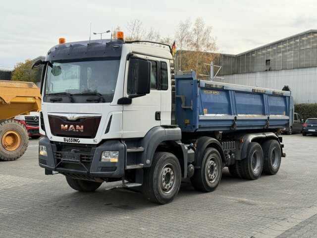 MAN TGS 35.440 DSK 8x4 Meiller Kipper Bordmatik - Billenőplatós teherautó: 3 kép. MAN TGS 35.440 DSK 8x4 Meiller Kipper Bordmatik - Billenőplatós teherautó: 3 kép.