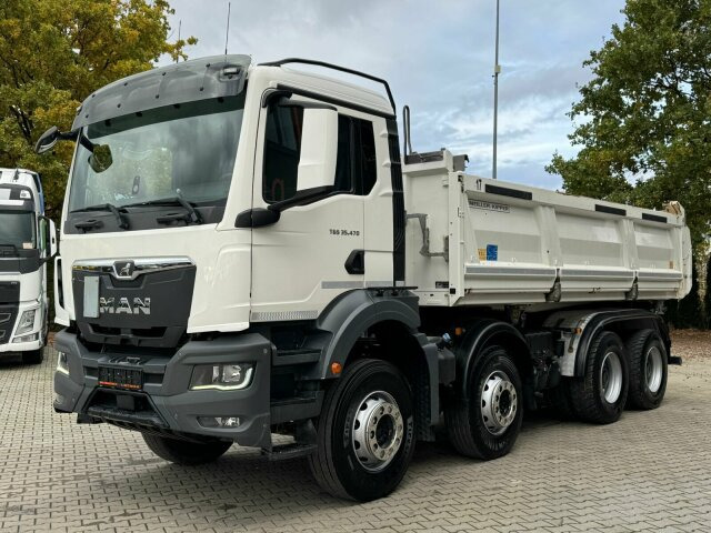 MAN TGS 35.470 8x4 BB Euro6 Meiller Kipper Bordmatik - Billenőplatós teherautó: 1 kép. MAN TGS 35.470 8x4 BB Euro6 Meiller Kipper Bordmatik - Billenőplatós teherautó: 1 kép.
