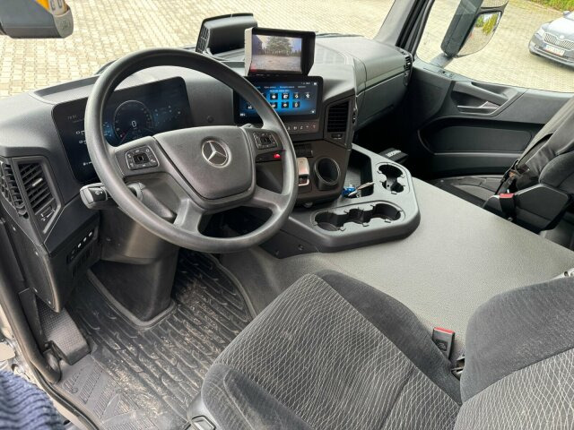 Mercedes-Benz ACTROS 2546 6x2 Abrollkip Kran Palfinger Q150Z95 - Horgos rakodó teherautó, Darus autó: 2 kép. Mercedes-Benz ACTROS 2546 6x2 Abrollkip Kran Palfinger Q150Z95 - Horgos rakodó teherautó, Darus autó: 2 kép.