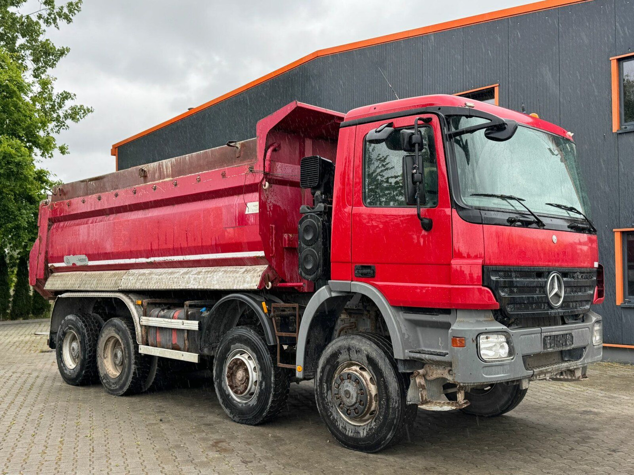 Mercedes-Benz ACTROS 4141 EURO4 8x6 Muldenkipper - Billenőplatós teherautó: 1 kép. Mercedes-Benz ACTROS 4141 EURO4 8x6 Muldenkipper - Billenőplatós teherautó: 1 kép.