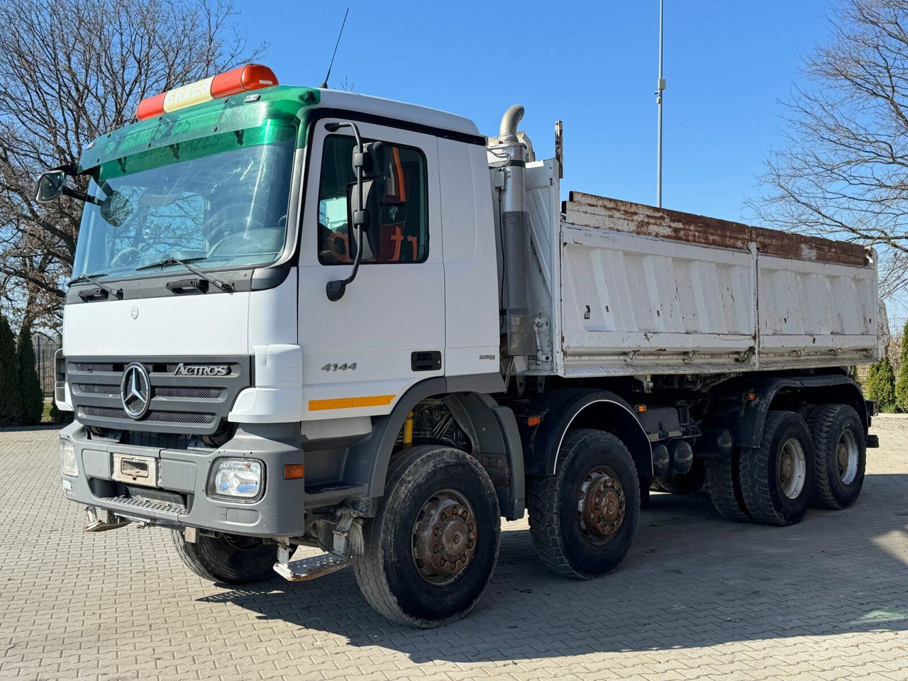 Mercedes-Benz ACTROS 4144 8x8 EURO4 DSK Meiller - Billenőplatós teherautó: 2 kép. Mercedes-Benz ACTROS 4144 8x8 EURO4 DSK Meiller - Billenőplatós teherautó: 2 kép.