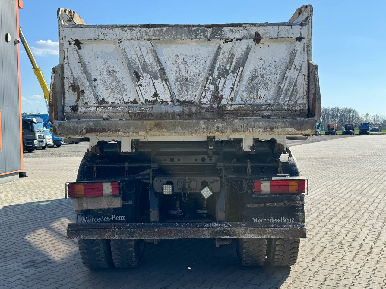 Mercedes-Benz ACTROS 4144 8x8 EURO4 DSK Meiller - Billenőplatós teherautó: 5 kép. Mercedes-Benz ACTROS 4144 8x8 EURO4 DSK Meiller - Billenőplatós teherautó: 5 kép.
