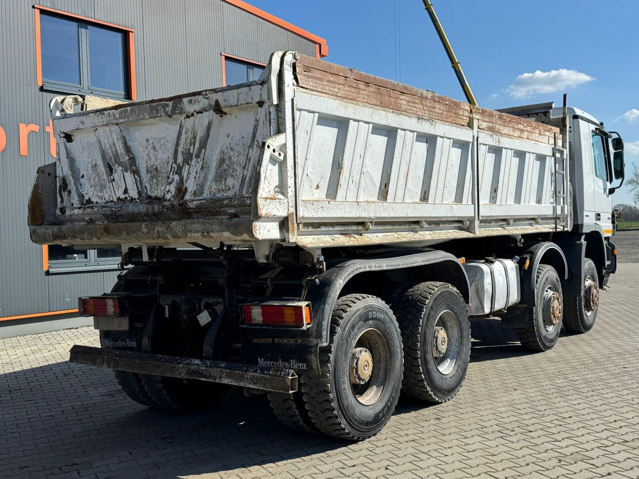 Mercedes-Benz ACTROS 4144 8x8 EURO4 DSK Meiller - Billenőplatós teherautó: 4 kép. Mercedes-Benz ACTROS 4144 8x8 EURO4 DSK Meiller - Billenőplatós teherautó: 4 kép.