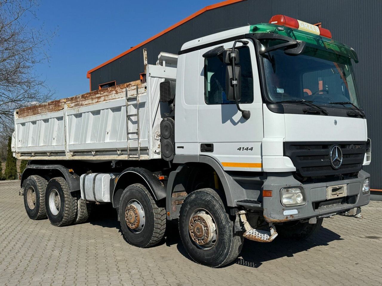Mercedes-Benz ACTROS 4144 8x8 EURO4 DSK Meiller - Billenőplatós teherautó: 1 kép. Mercedes-Benz ACTROS 4144 8x8 EURO4 DSK Meiller - Billenőplatós teherautó: 1 kép.