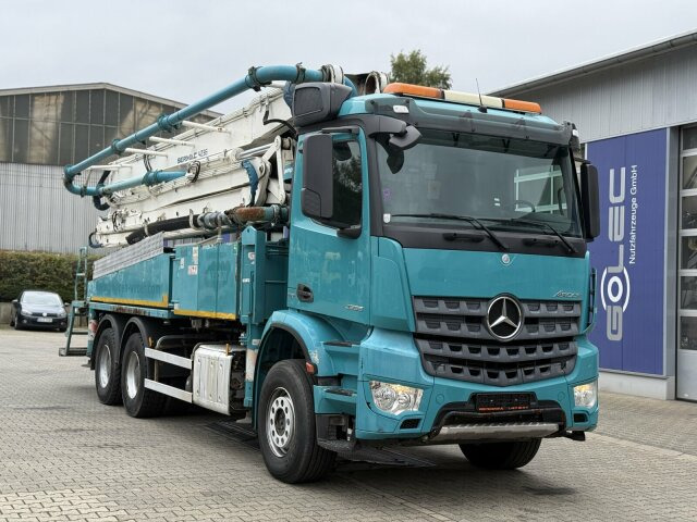 Mercedes-Benz AROCS 2636 6x4 Euro 6 Betonpumpe SERMAC 4Z36 - Betonpumpa: 1 kép. Mercedes-Benz AROCS 2636 6x4 Euro 6 Betonpumpe SERMAC 4Z36 - Betonpumpa: 1 kép.