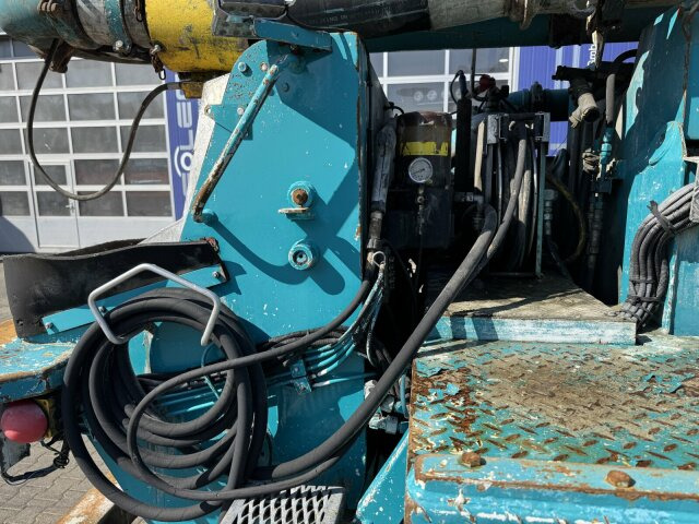 Mercedes-Benz AROCS 2844 6x4 Euro 6 Betonpumpe SERMAC 5Z33 - Betonpumpa: 3 kép. Mercedes-Benz AROCS 2844 6x4 Euro 6 Betonpumpe SERMAC 5Z33 - Betonpumpa: 3 kép.