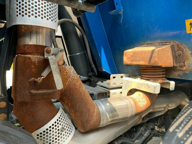 Mercedes-Benz AROCS 4145 8x8 EURO6 Muldenkipper - Billenőplatós teherautó: 4 kép. Mercedes-Benz AROCS 4145 8x8 EURO6 Muldenkipper - Billenőplatós teherautó: 4 kép.