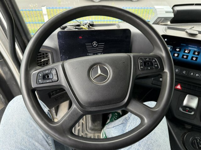 Mercedes-Benz AROCS 4145 8x8 Meiller Muldenkipper - Billenőplatós teherautó: 2 kép. Mercedes-Benz AROCS 4145 8x8 Meiller Muldenkipper - Billenőplatós teherautó: 2 kép.