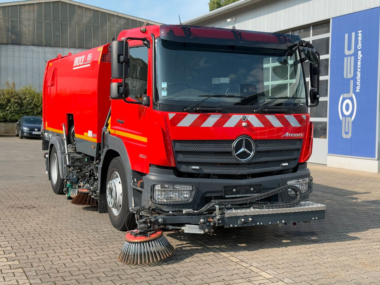 Mercedes-Benz Atego 1324 4x2 Kehrmaschine BROCK HD Anlage - Utcaseprő gép: 1 kép. Mercedes-Benz Atego 1324 4x2 Kehrmaschine BROCK HD Anlage - Utcaseprő gép: 1 kép.