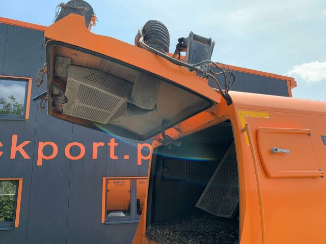 Mercedes-Benz Atego Kehrmaschine BUCHER CITYFANT 5000 - Utcaseprő gép: 3 kép. Mercedes-Benz Atego Kehrmaschine BUCHER CITYFANT 5000 - Utcaseprő gép: 3 kép.