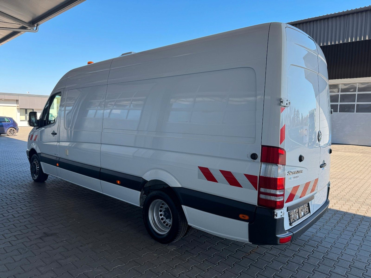 Mercedes-Benz Sprinter MB TV-Fzg mit Rausch Inspektion Einheit - Szippantós autó: 5 kép. Mercedes-Benz Sprinter MB TV-Fzg mit Rausch Inspektion Einheit - Szippantós autó: 5 kép.