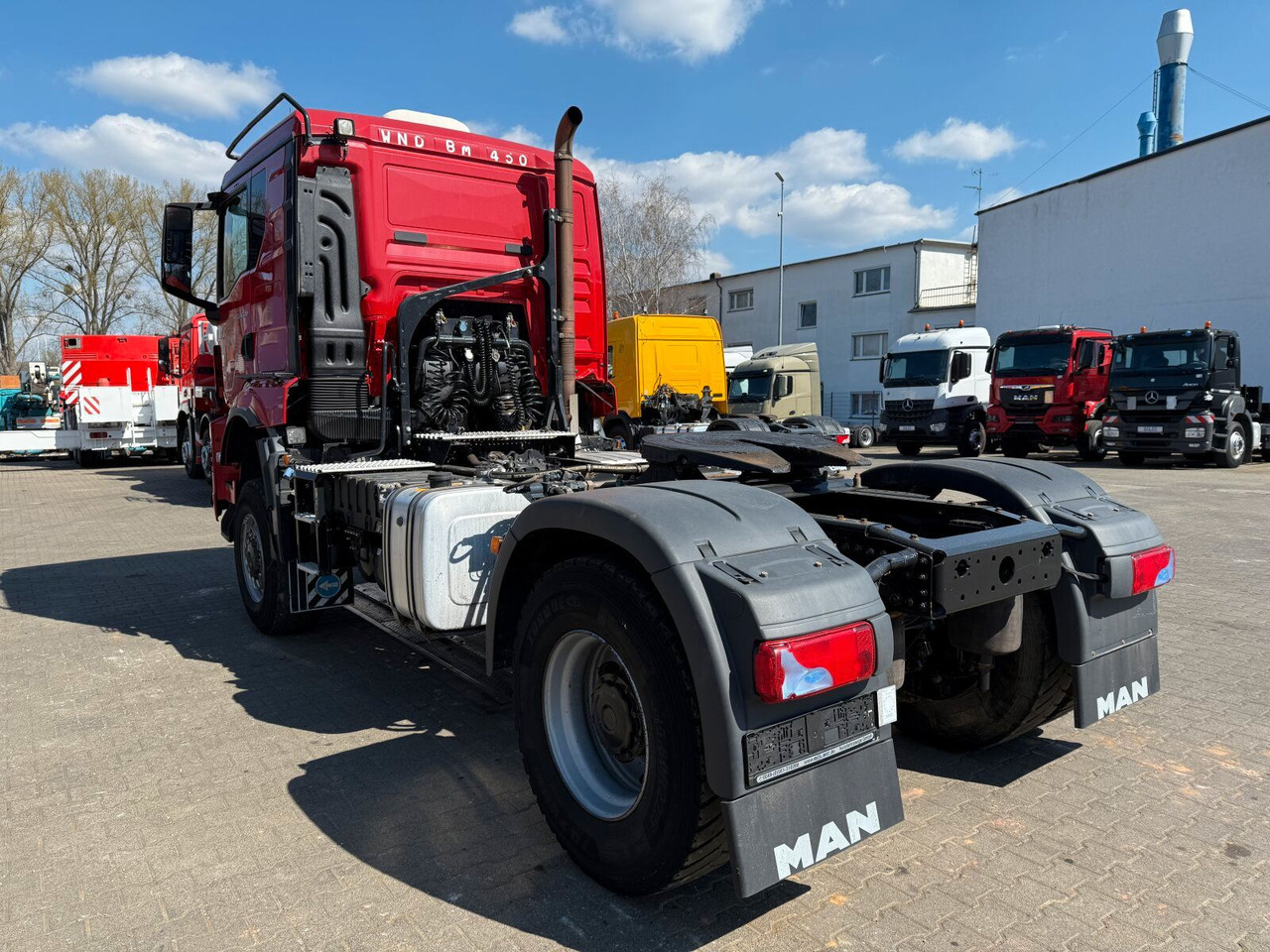 MAN TGS 18.510 4x4 SZM - Kipphyd. Blatt Luft Pritard - Nyergesvontató: 5 kép. MAN TGS 18.510 4x4 SZM - Kipphyd. Blatt Luft Pritard - Nyergesvontató: 5 kép.