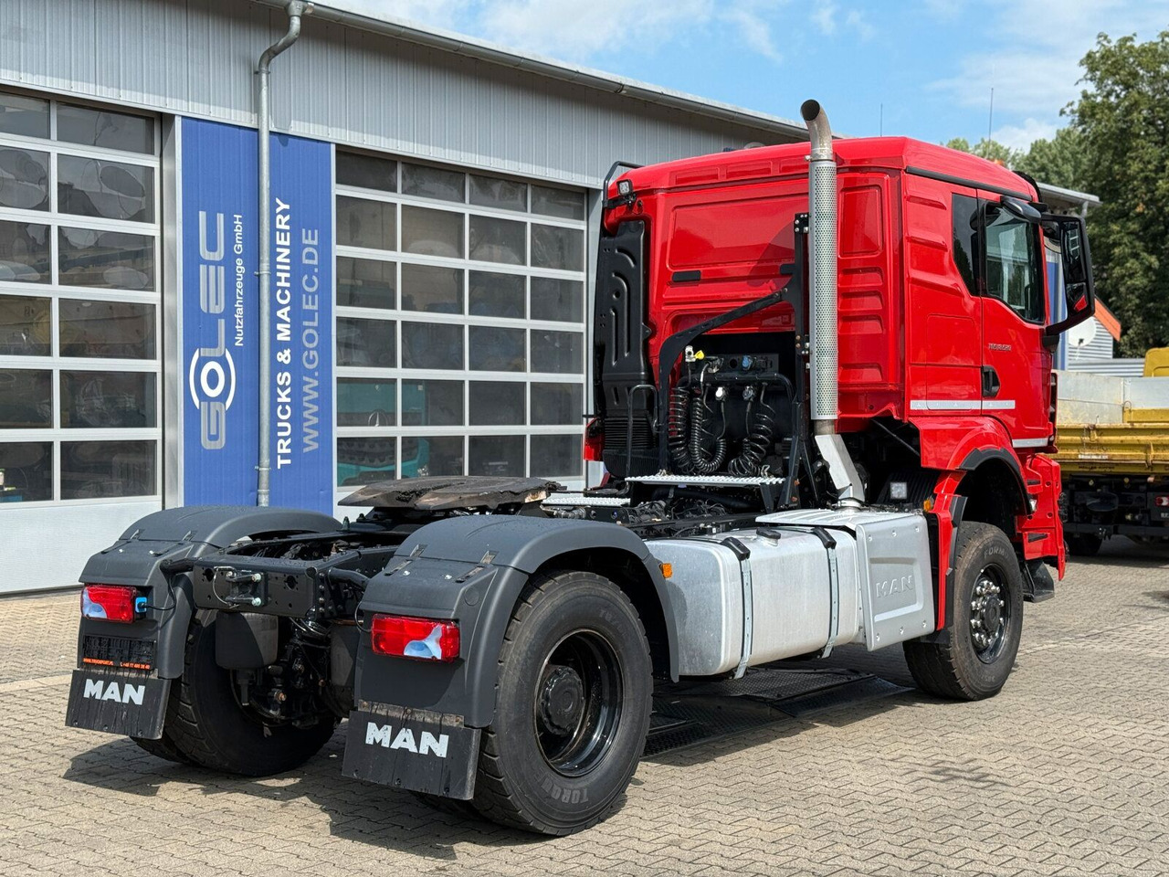 MAN TGS 18.520 4x4 SZM - Kipphyd. Blatt Luft Pritard - Nyergesvontató: 3 kép. MAN TGS 18.520 4x4 SZM - Kipphyd. Blatt Luft Pritard - Nyergesvontató: 3 kép.