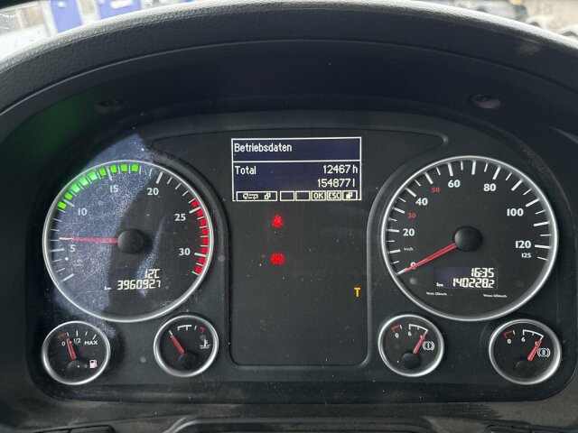 MAN TGS 26.440 Zugmaschine + Atlas Kran 5 Ausschube - Nyergesvontató: 3 kép. MAN TGS 26.440 Zugmaschine + Atlas Kran 5 Ausschube - Nyergesvontató: 3 kép.