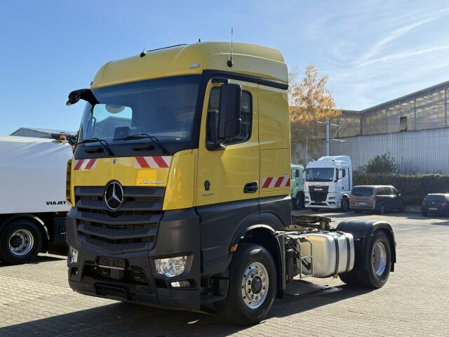 Nyergesvontató Mercedes-Benz ACTROS 1846 4x4 HAD Eur 6 Kipphydraulik Retarder: 12 kép. Nyergesvontató Mercedes-Benz ACTROS 1846 4x4 HAD Eur 6 Kipphydraulik Retarder: 12 kép.