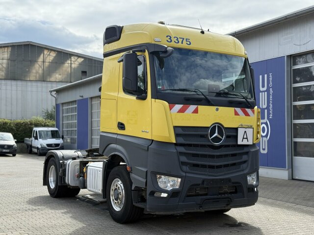 Mercedes-Benz ACTROS 1846 4x4 HAD Eur 6 Kipphydraulik Retarder - Nyergesvontató: 1 kép. Mercedes-Benz ACTROS 1846 4x4 HAD Eur 6 Kipphydraulik Retarder - Nyergesvontató: 1 kép.