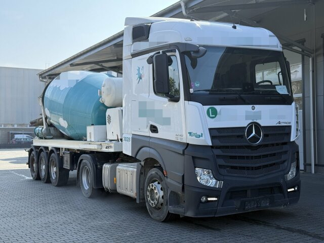 Mercedes-Benz Actros 1845 SZM 4x2 Retarder Kipph. - Nyergesvontató: 1 kép. Mercedes-Benz Actros 1845 SZM 4x2 Retarder Kipph. - Nyergesvontató: 1 kép.