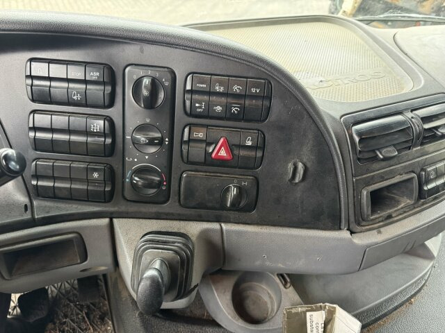 Mercedes-Benz Actros 1846 4x2 Euro 5 Retarder Kipphydraulik - Nyergesvontató: 2 kép. Mercedes-Benz Actros 1846 4x2 Euro 5 Retarder Kipphydraulik - Nyergesvontató: 2 kép.