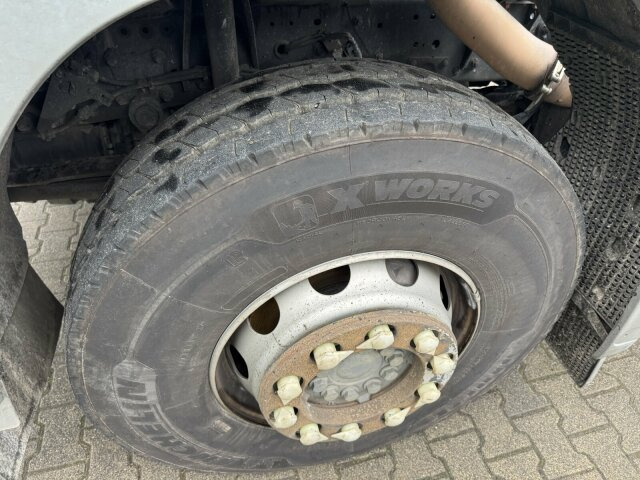 Mercedes-Benz Actros 1846 4x2 Euro 5 Retarder Kipphydraulik - Nyergesvontató: 5 kép. Mercedes-Benz Actros 1846 4x2 Euro 5 Retarder Kipphydraulik - Nyergesvontató: 5 kép.