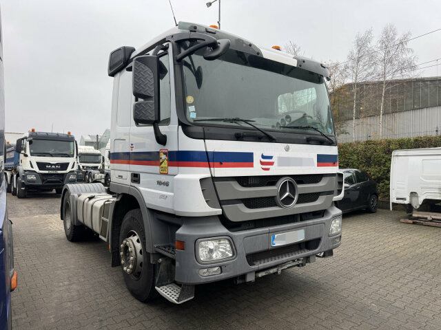 Mercedes-Benz Actros 1846 4x2 Euro 5 Retarder Kipphydraulik - Nyergesvontató: 1 kép. Mercedes-Benz Actros 1846 4x2 Euro 5 Retarder Kipphydraulik - Nyergesvontató: 1 kép.