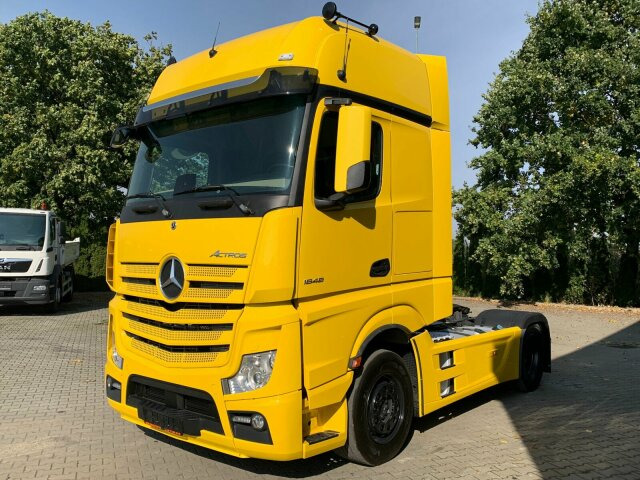 Mercedes-Benz Actros 1848 4x2 Kipphyd. Euro6 Blatt/Luft - Nyergesvontató: 1 kép. Mercedes-Benz Actros 1848 4x2 Kipphyd. Euro6 Blatt/Luft - Nyergesvontató: 1 kép.