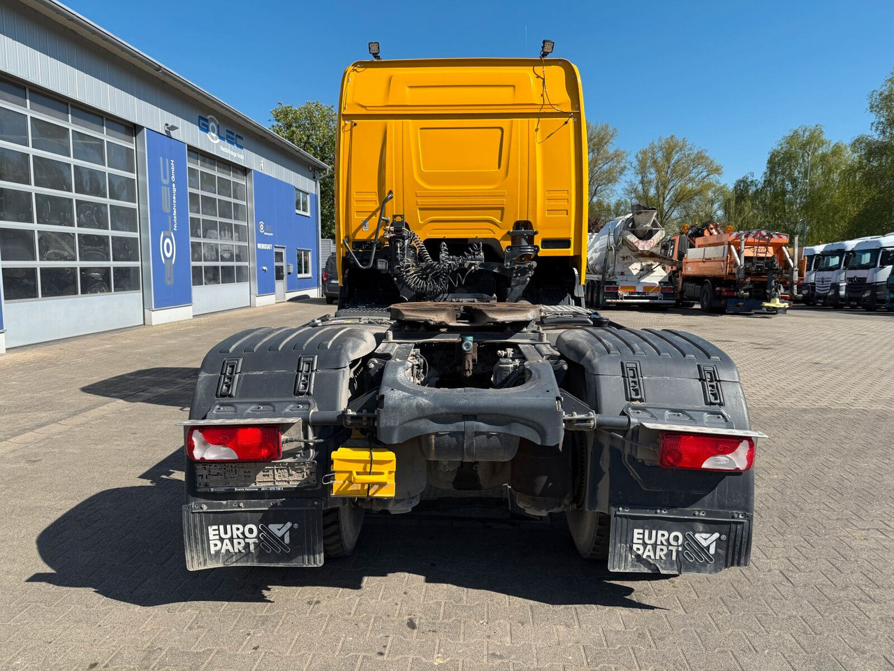 Scania G450 XT 4x4 Euro 6 SZM Kipphydraulik Blatt/ Luft - Nyergesvontató: 4 kép. Scania G450 XT 4x4 Euro 6 SZM Kipphydraulik Blatt/ Luft - Nyergesvontató: 4 kép.