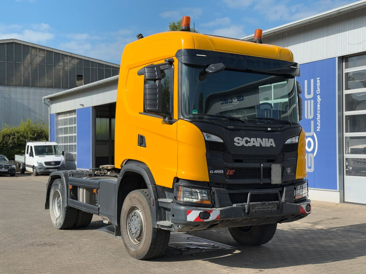 Scania G450 XT 4x4 Euro 6 SZM Kipphydraulik Blatt/ Luft - Nyergesvontató: 1 kép. Scania G450 XT 4x4 Euro 6 SZM Kipphydraulik Blatt/ Luft - Nyergesvontató: 1 kép.