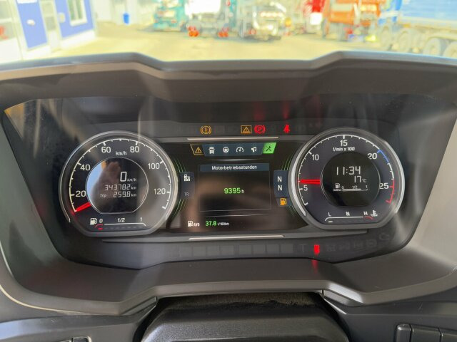 Scania G450 XT 4x4 Euro 6 SZM Kipphydraulik Blatt/ Luft - Nyergesvontató: 2 kép. Scania G450 XT 4x4 Euro 6 SZM Kipphydraulik Blatt/ Luft - Nyergesvontató: 2 kép.