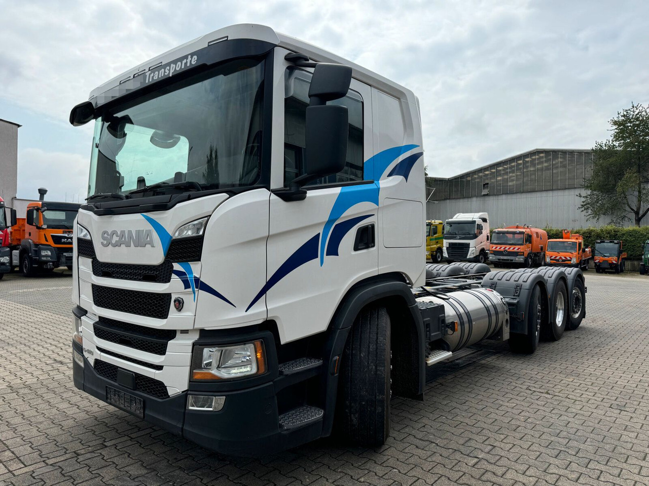 Scania G 410 B8x2*6 NB LNG Fahrgestell Nebenantrieb - Alvaz teherautó, Darus autó: 3 kép. Scania G 410 B8x2*6 NB LNG Fahrgestell Nebenantrieb - Alvaz teherautó, Darus autó: 3 kép.
