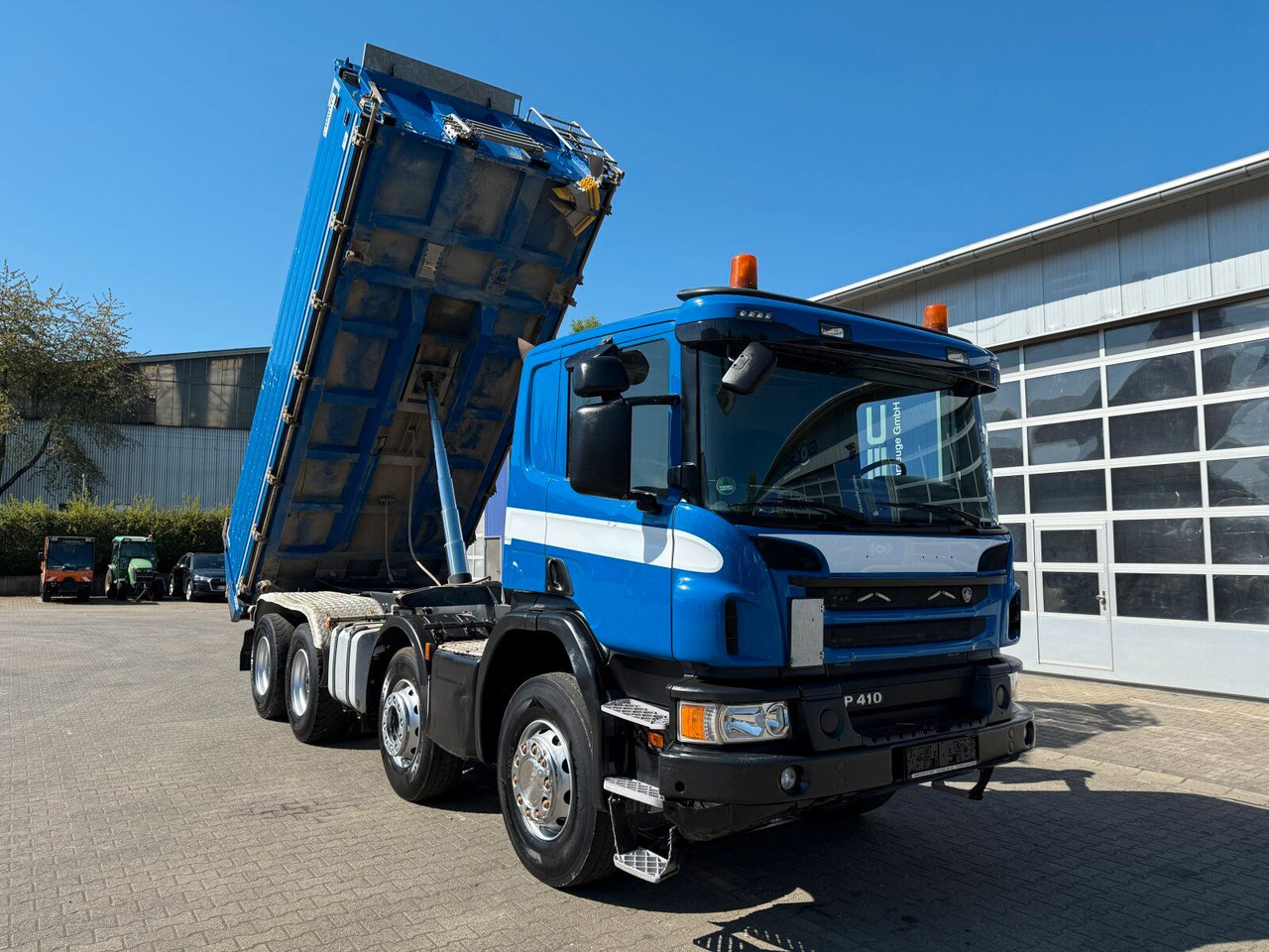 Scania P 410 8x4 Dreiseitenkipper DAUTEL - Billenőplatós teherautó: 2 kép. Scania P 410 8x4 Dreiseitenkipper DAUTEL - Billenőplatós teherautó: 2 kép.
