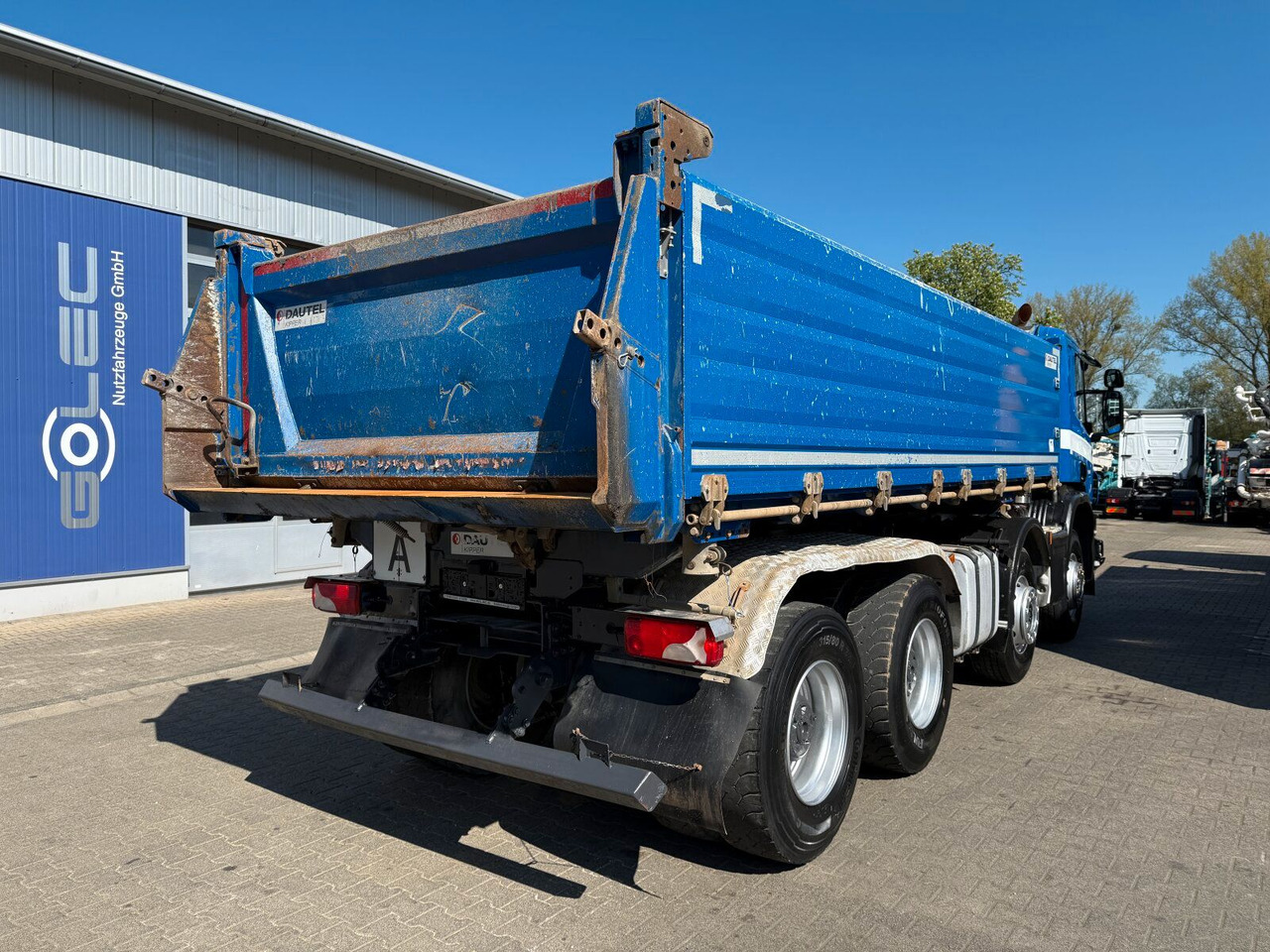 Scania P 410 8x4 Dreiseitenkipper DAUTEL - Billenőplatós teherautó: 5 kép. Scania P 410 8x4 Dreiseitenkipper DAUTEL - Billenőplatós teherautó: 5 kép.