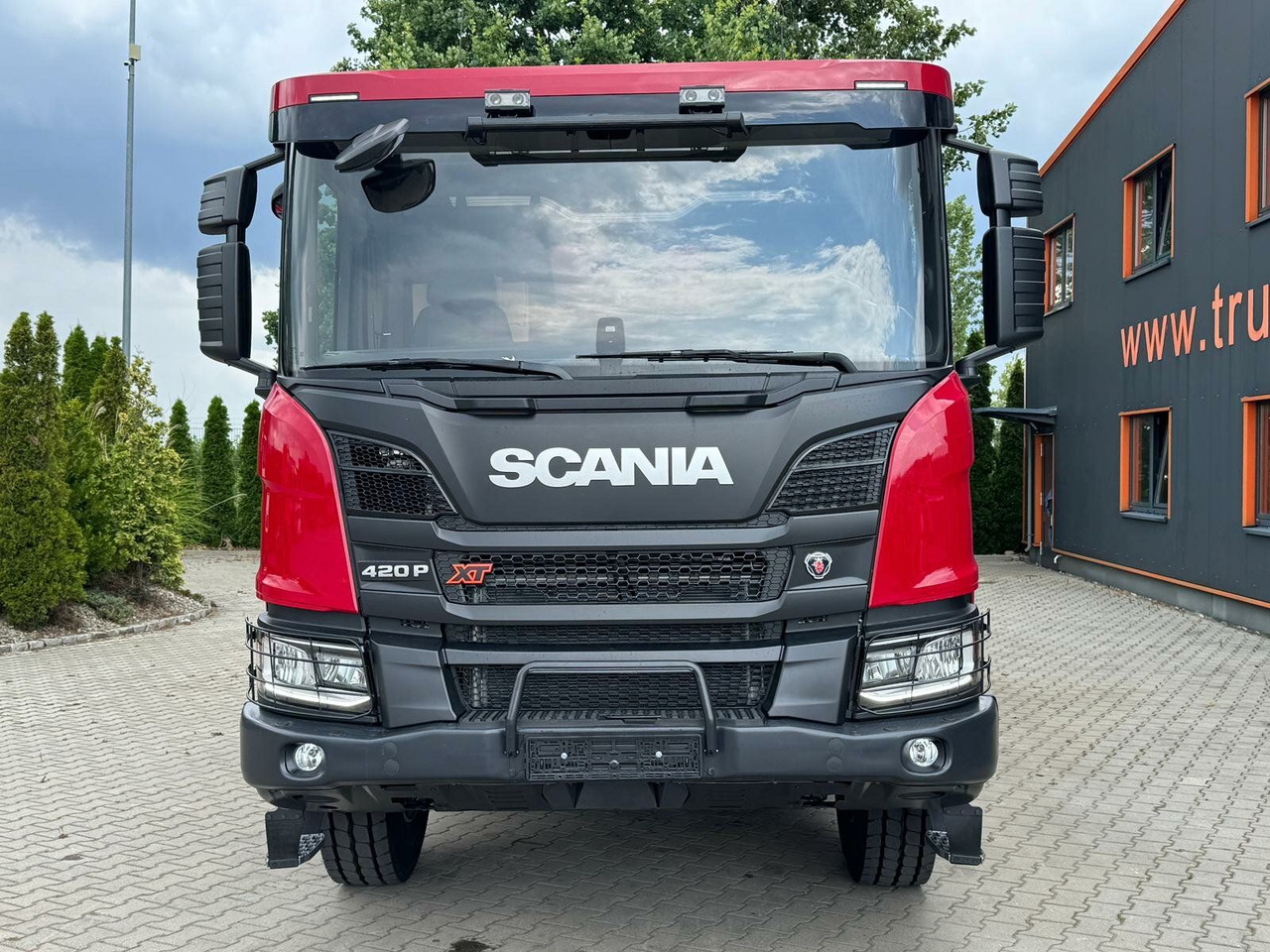 Scania P 420 8x4 Kipper Meiller Euro 6 - Billenőplatós teherautó: 3 kép. Scania P 420 8x4 Kipper Meiller Euro 6 - Billenőplatós teherautó: 3 kép.
