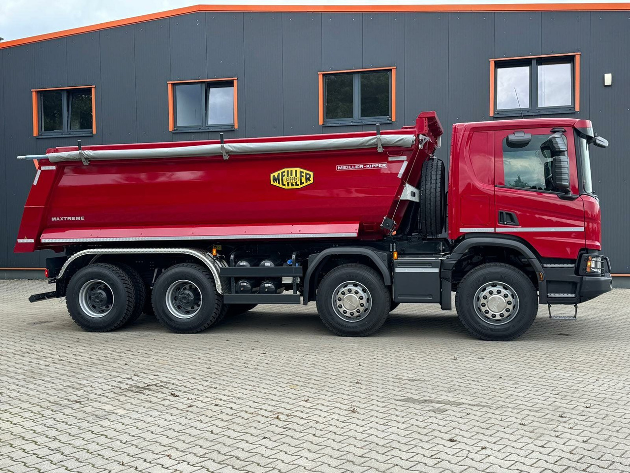 Scania P 420 8x4 Kipper Meiller Euro 6 - Konténerszállító: 4 kép. Scania P 420 8x4 Kipper Meiller Euro 6 - Konténerszállító: 4 kép.