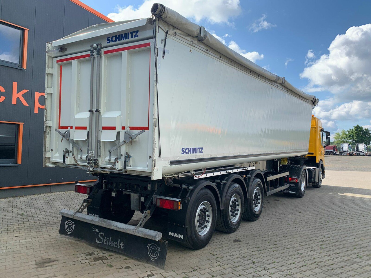 Schmitz Cargobull SCB S3D 10VLN Kippauflieger 52m3 - Félpótkocsi billenőplatós: 4 kép. Schmitz Cargobull SCB S3D 10VLN Kippauflieger 52m3 - Félpótkocsi billenőplatós: 4 kép.