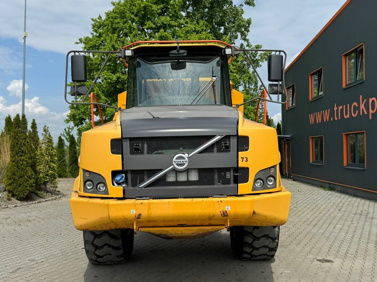 Volvo A25G Dumper 22,5 Ton 11.361 Stunden Volvo A25G Dumper 22,5 Ton 11.361 Stunden - Billenőplatós teherautó: 3 kép. Volvo A25G Dumper 22,5 Ton 11.361 Stunden Volvo A25G Dumper 22,5 Ton 11.361 Stunden - Billenőplatós teherautó: 3 kép.