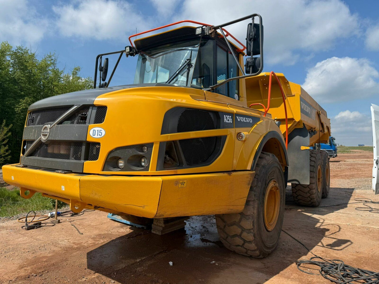 Volvo A25G Dumper 22,7 Ton TOP gepflegt - Billenőplatós teherautó: 3 kép. Volvo A25G Dumper 22,7 Ton TOP gepflegt - Billenőplatós teherautó: 3 kép.