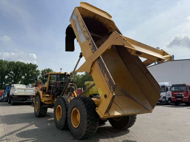 Volvo A25G Dumper 9.722 h Baujahr 2021 - Csuklós dömper: 2 kép. Volvo A25G Dumper 9.722 h Baujahr 2021 - Csuklós dömper: 2 kép.