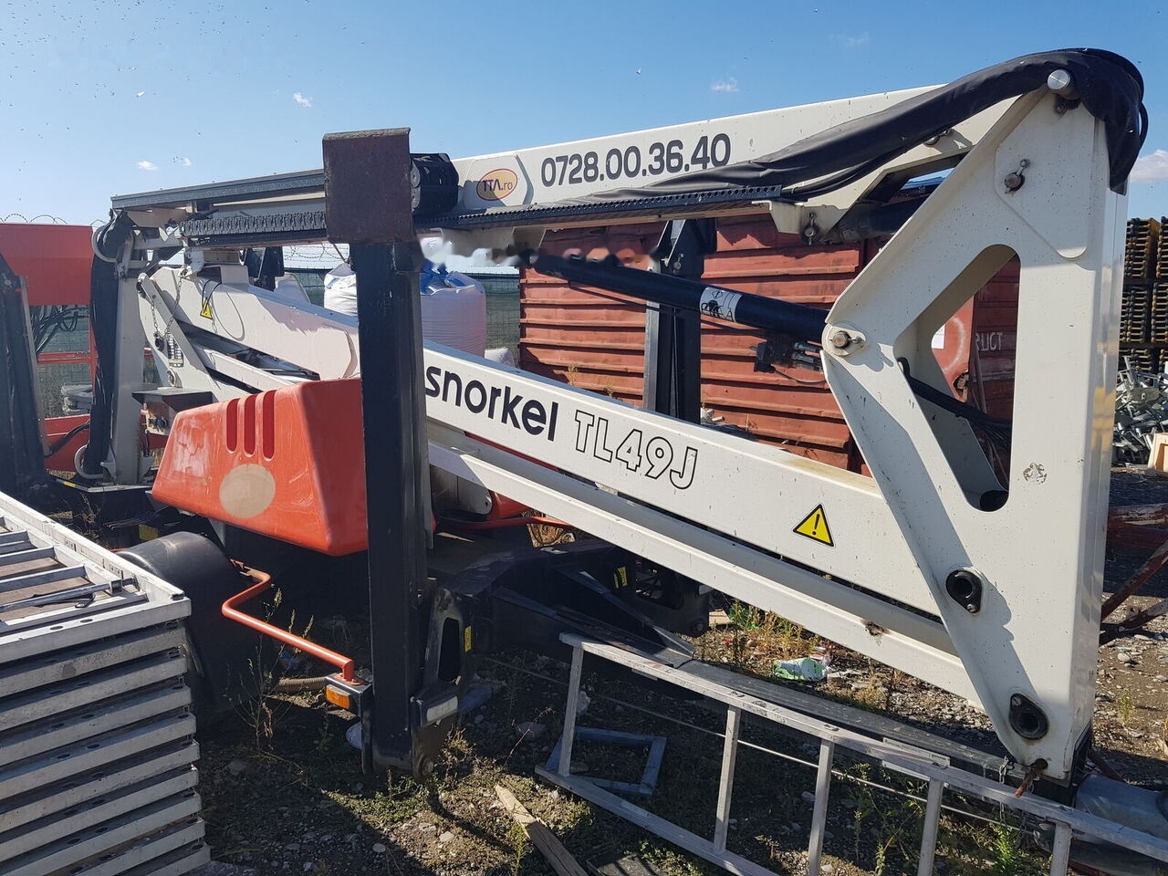 SNORKEL TL49J - Személyemelő: 1 kép. SNORKEL TL49J - Személyemelő: 1 kép.